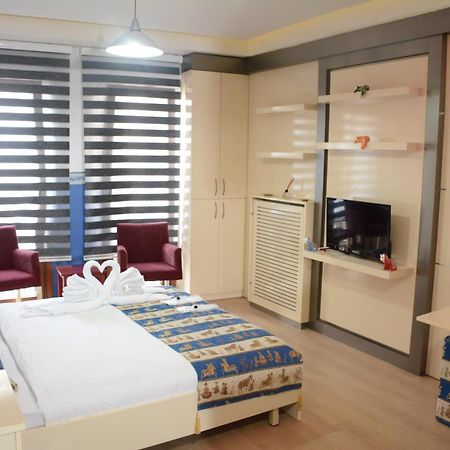 Taksim Daimon Suites Istanboel Buitenkant foto