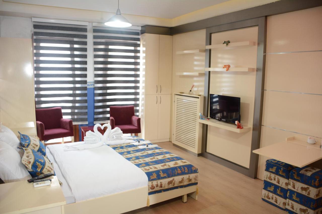 Taksim Daimon Suites Istanboel Buitenkant foto